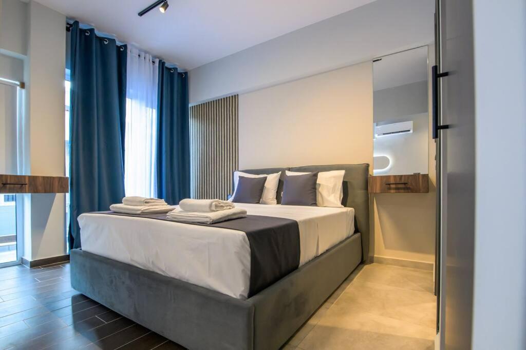 Luxury Central Apartment 4,1 Larissa Exterior photo